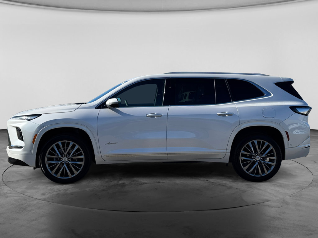 Used 2025 Buick Enclave Avenir w/ Super Cruise Package AWD/4WD image 5