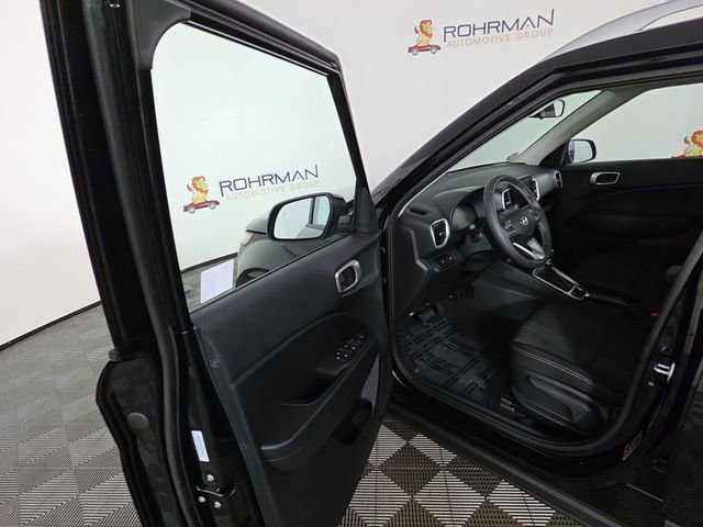 New 2026 Hyundai Venue SEL image 17