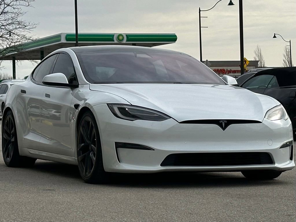 Used 2021 Tesla Model S Plaid image 14
