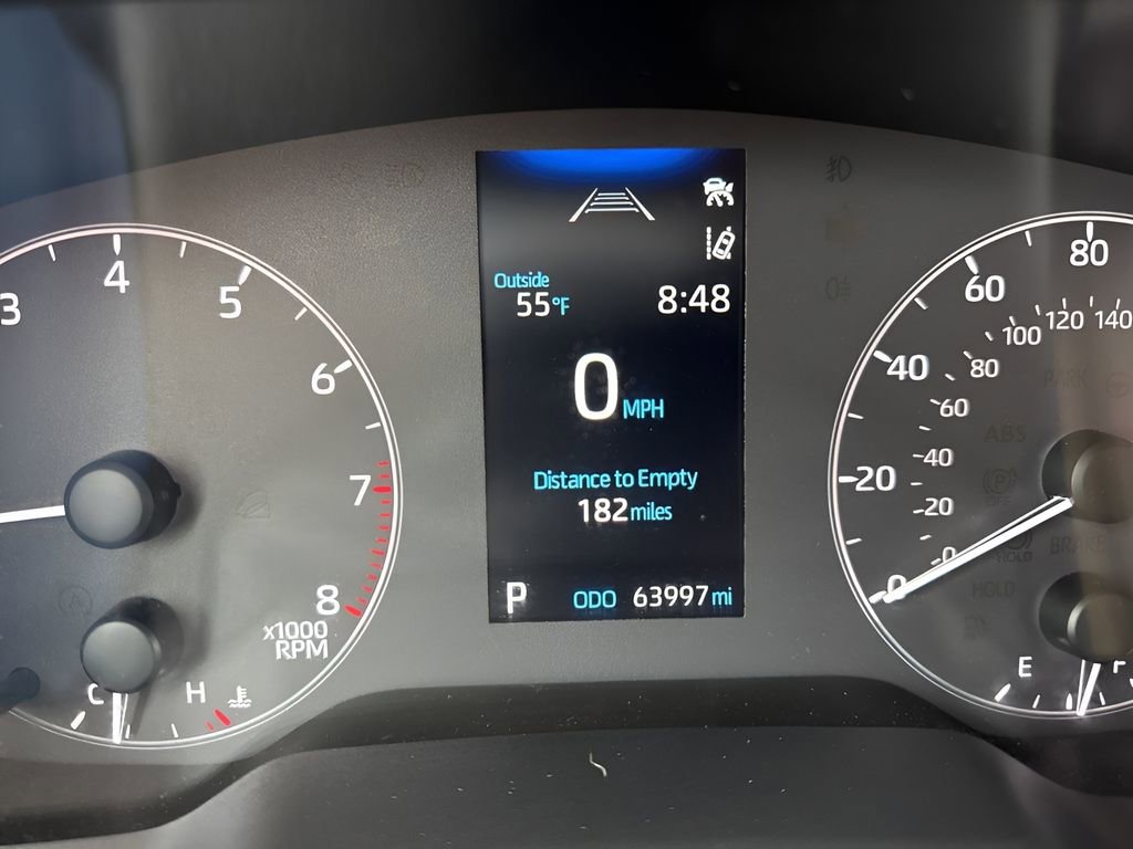 Used 2025 Toyota Corolla LE FWD image 21