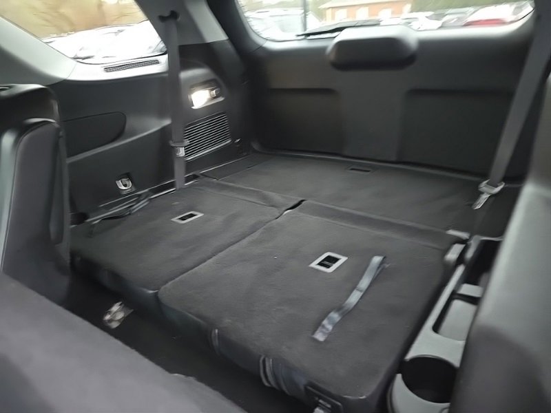 Used 2020 Ford Explorer XLT w/ Equipment Group 202A image 27