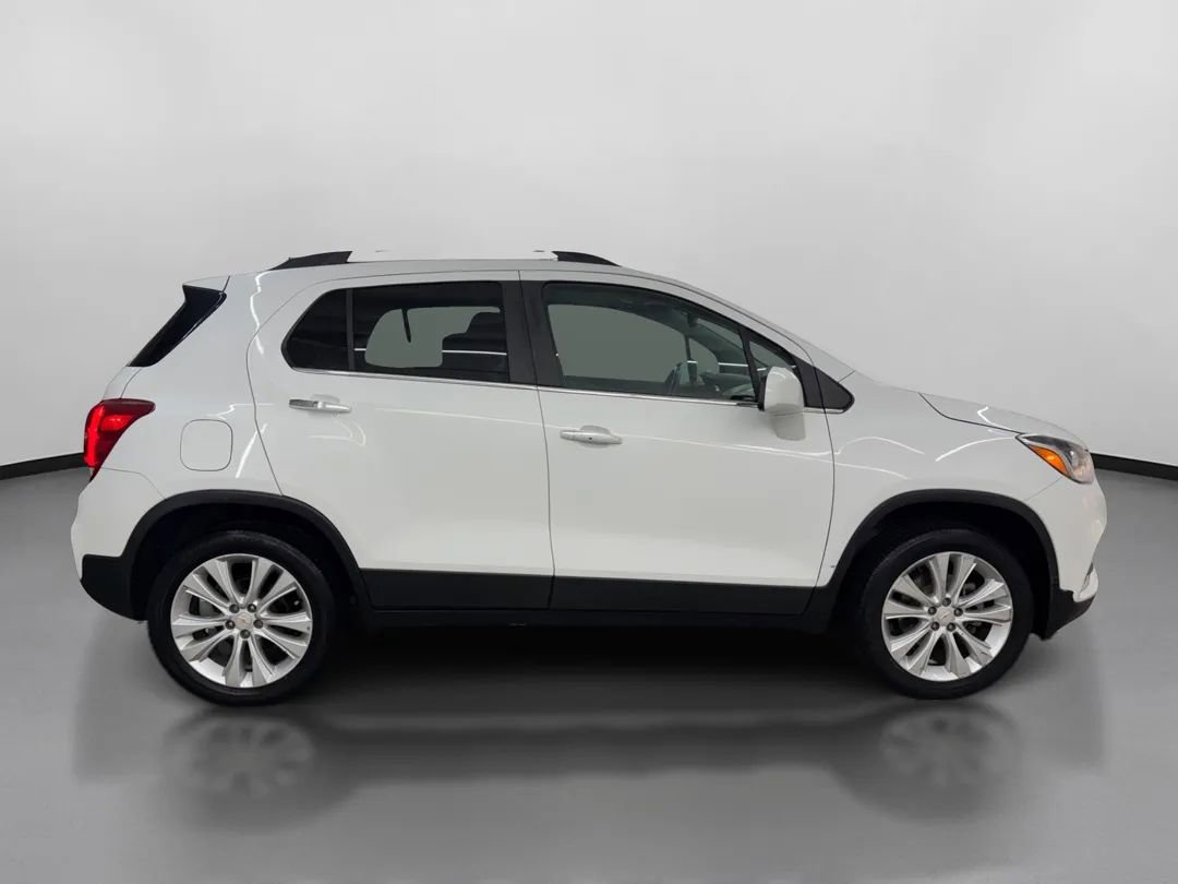 Used 2020 Chevrolet Trax Premier image 11