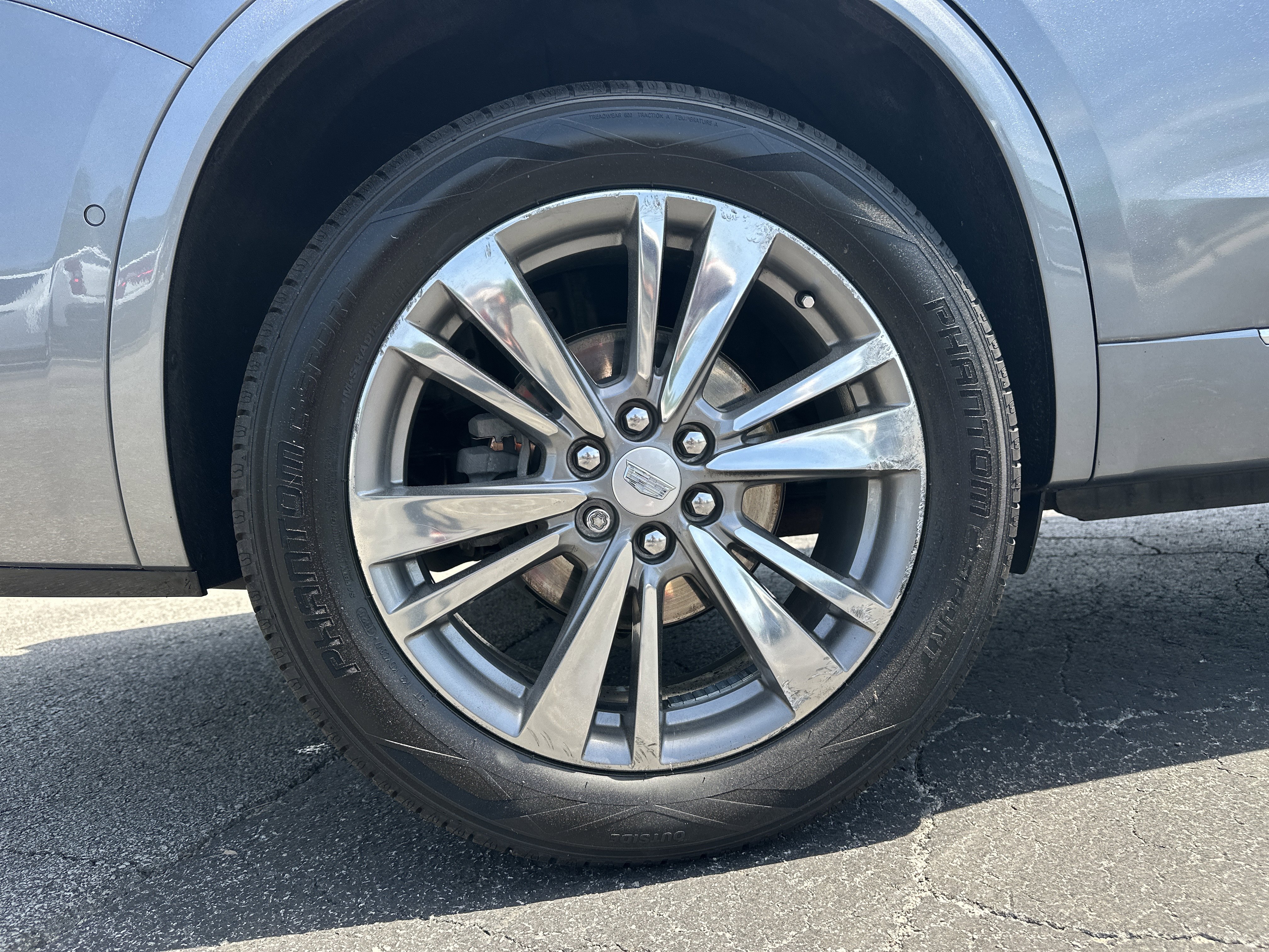 Used 2021 Cadillac XT6 Premium Luxury image 18