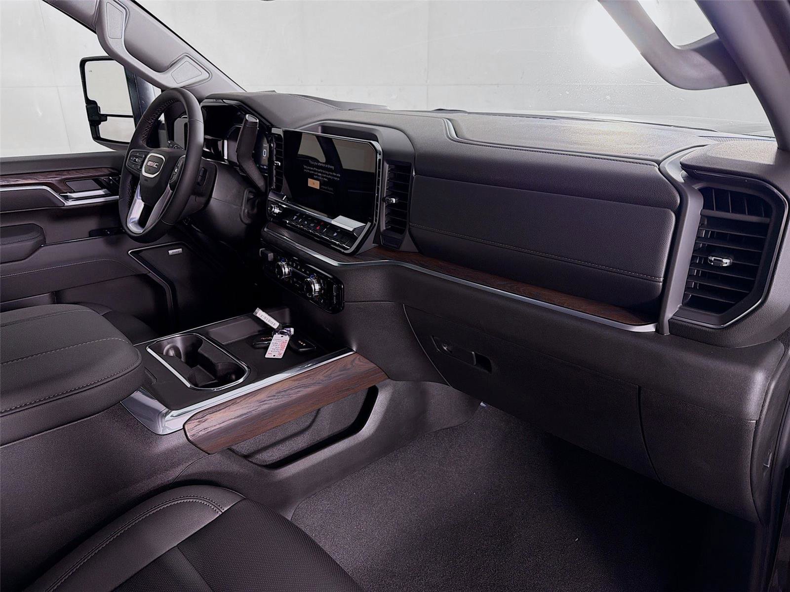 New 2026 GMC Sierra 2500 SLT w/ SLT Premium Package image 30