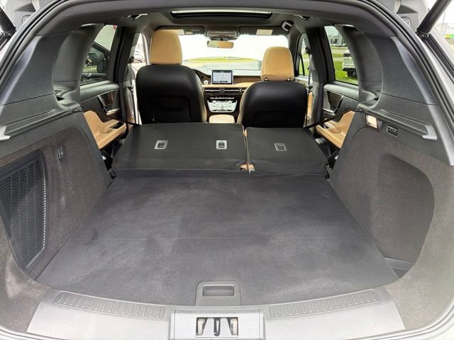 Used 2022 Lincoln Corsair Reserve w/ Equipment Group 201A AWD/4WD image 30