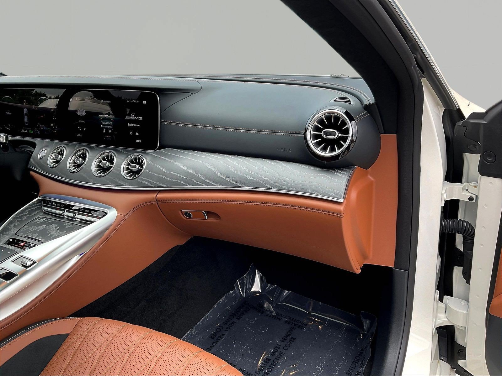 Used 2023 Mercedes-Benz AMG GT 43 image 26
