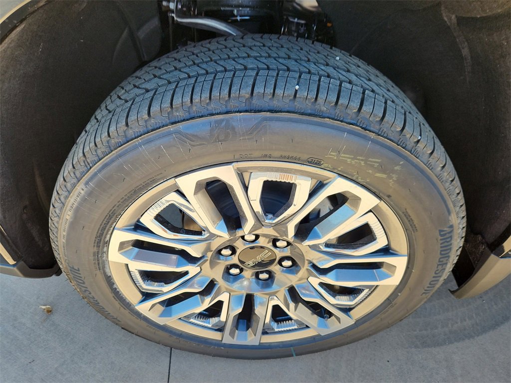 New 2026 GMC Sierra 1500 Denali Ultimate image 14