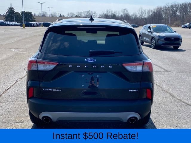Used 2022 Ford Escape Titanium image 5