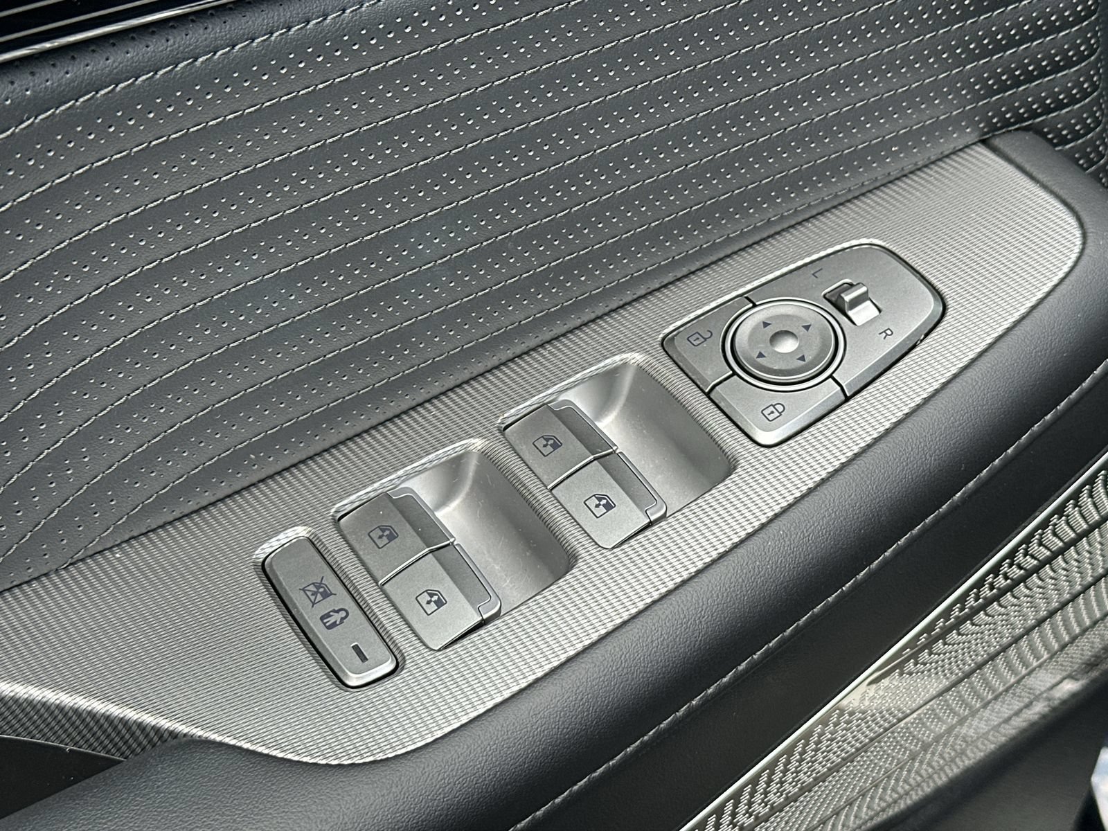 Used 2024 Hyundai Palisade Calligraphy FWD image 15