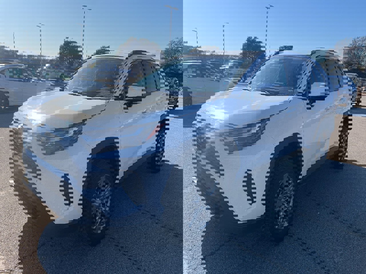 Used 2024 Toyota RAV4 XLE image 1