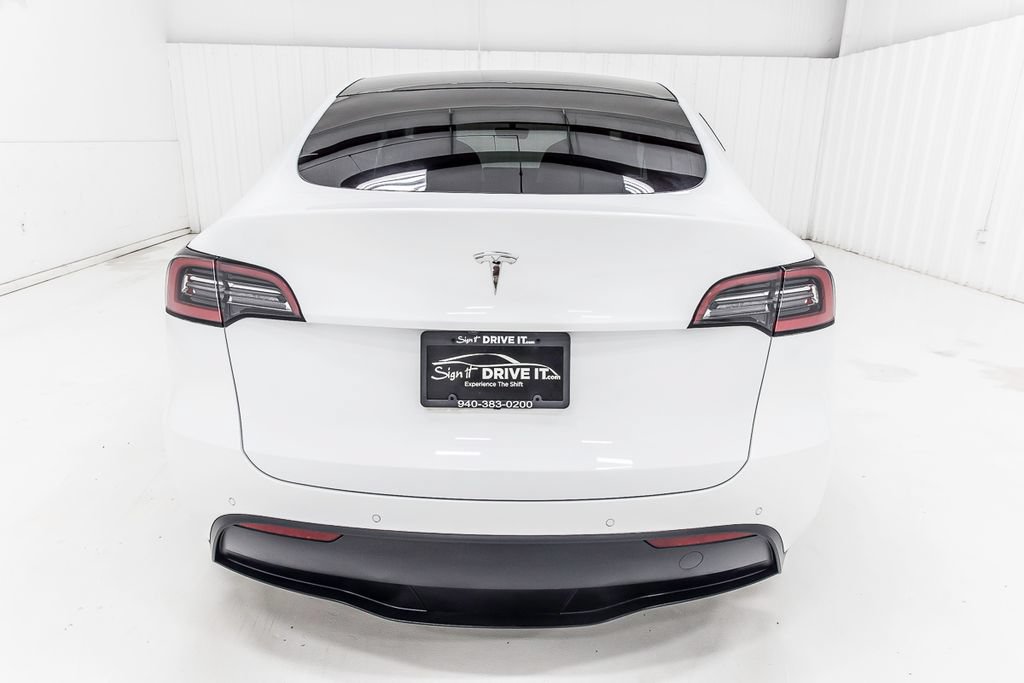 Used 2021 Tesla Model Y 2WD image 8