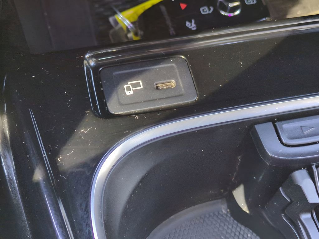 Used 2022 Mercedes-Benz CLA 35 AMG 4MATIC image 23