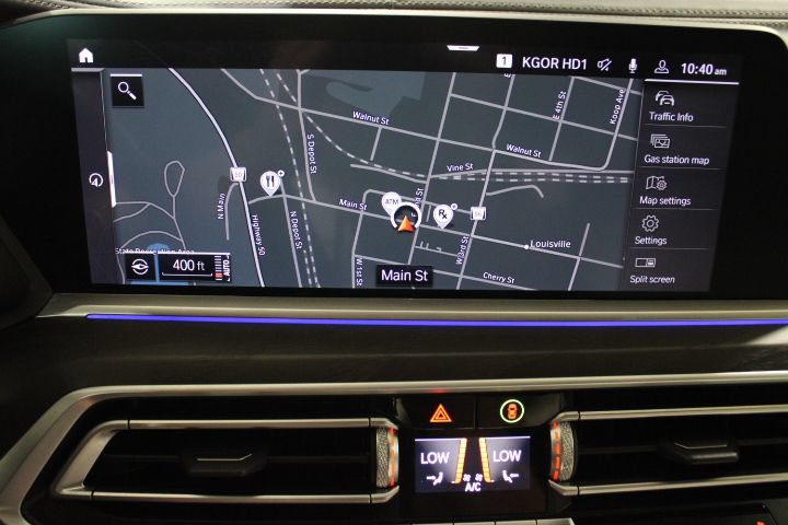 Used 2021 BMW X7 M50i w/ Dynamic Handling Package AWD/4WD image 4