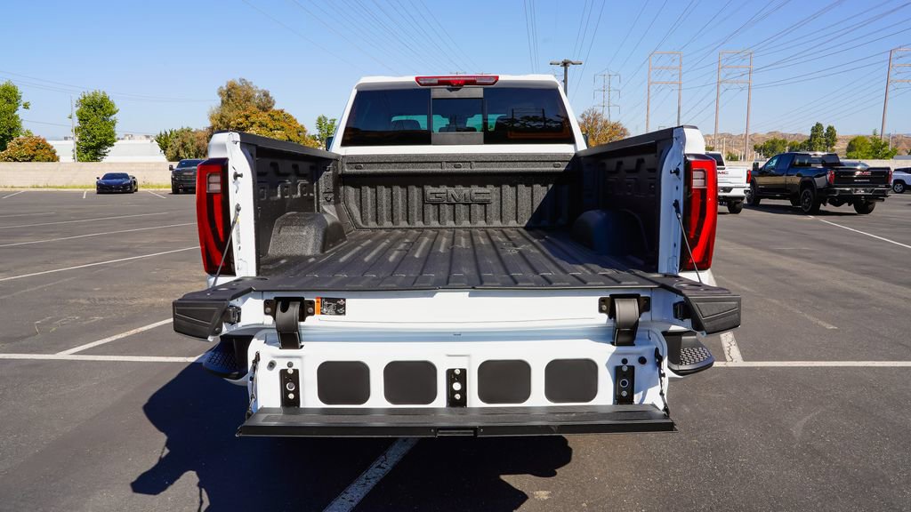 New 2026 GMC Sierra 2500 Denali w/ Max Trailering Package AWD/4WD image 10