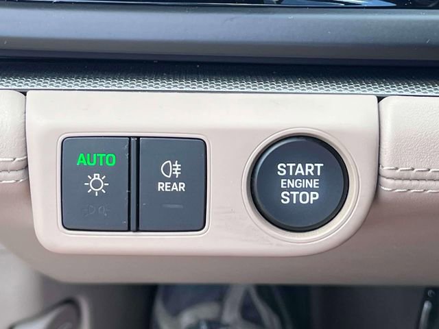 Certified 2024 Porsche Panamera 4 AWD/4WD image 36
