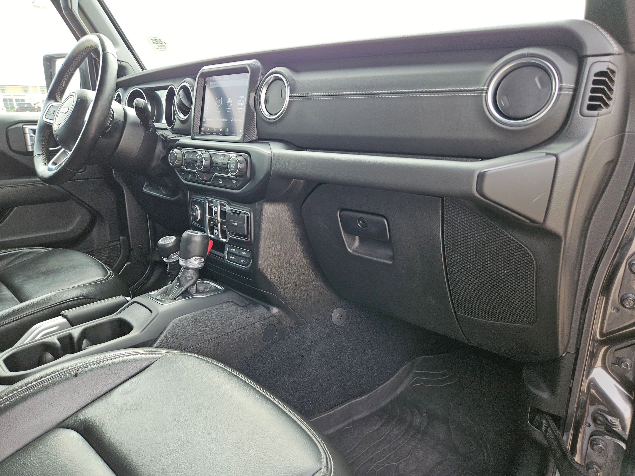 Used 2022 Jeep Gladiator Overland w/ Popular Equipment Package image 28