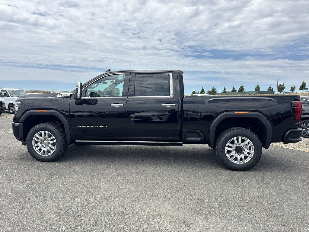 New 2026 GMC Sierra 2500 Denali w/ Denali Reserve Package AWD/4WD image 5