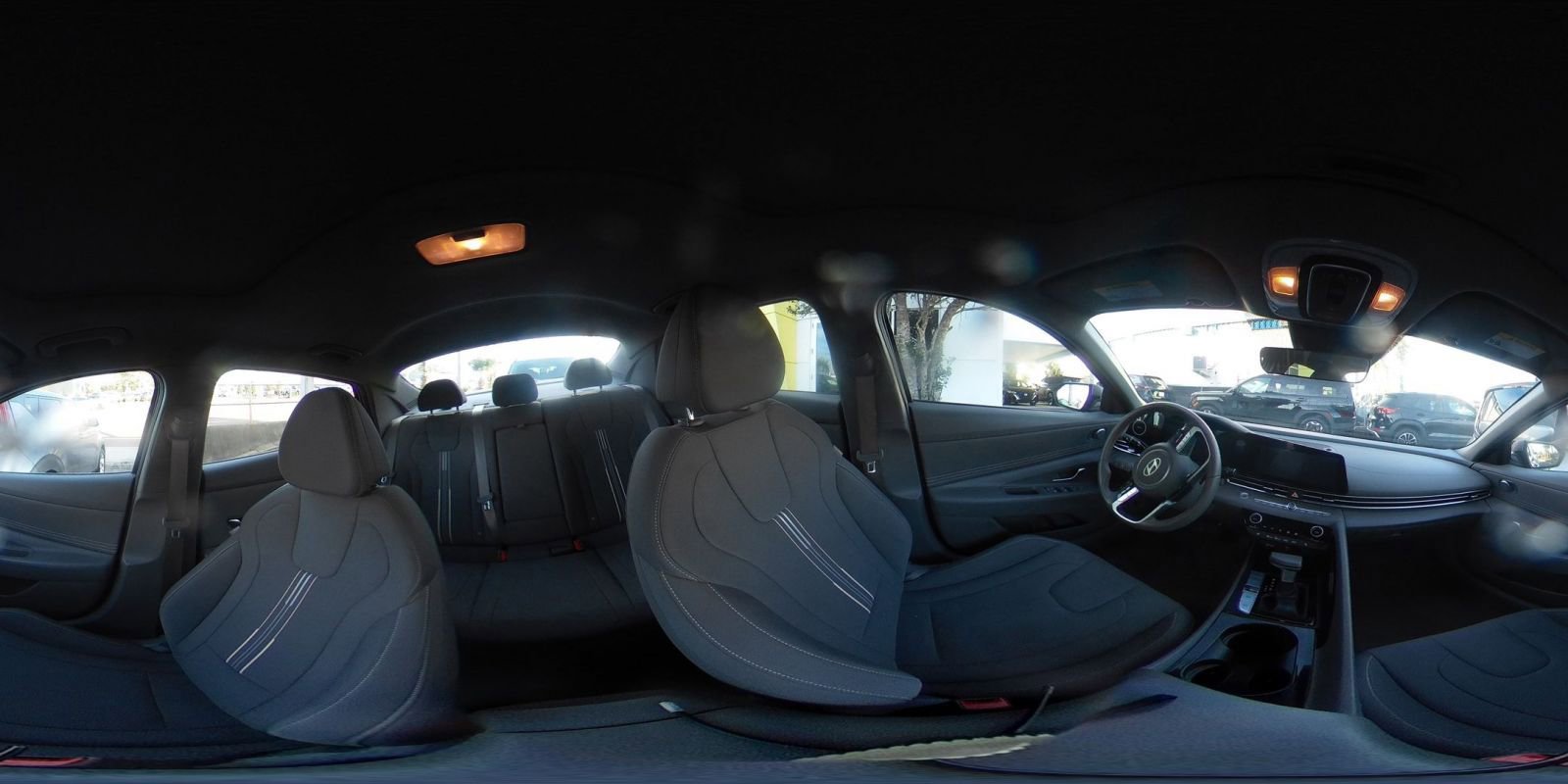 Used 2025 Hyundai Elantra SEL image 43