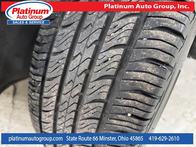 Used 2015 Jeep Cherokee Latitude w/ Comfort/Convenience Group AWD/4WD image 52