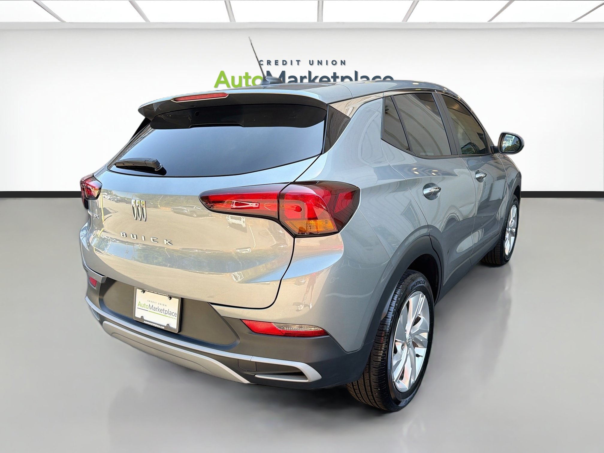 Used 2024 Buick Encore GX Preferred w/ Comfort Package FWD image 6