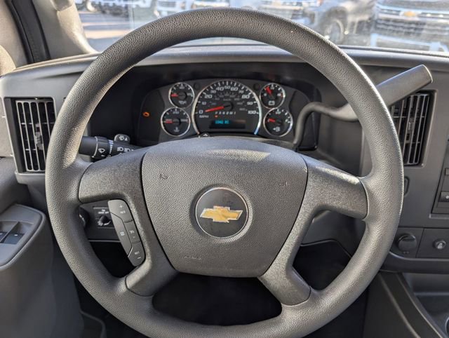 New 2024 Chevrolet Express 4500 Extended w/ Power Convenience Package RWD image 9