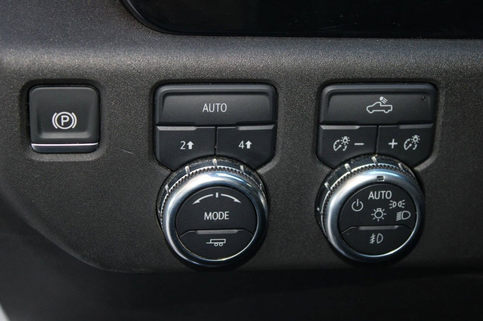 Used 2024 GMC Sierra 1500 Elevation image 25