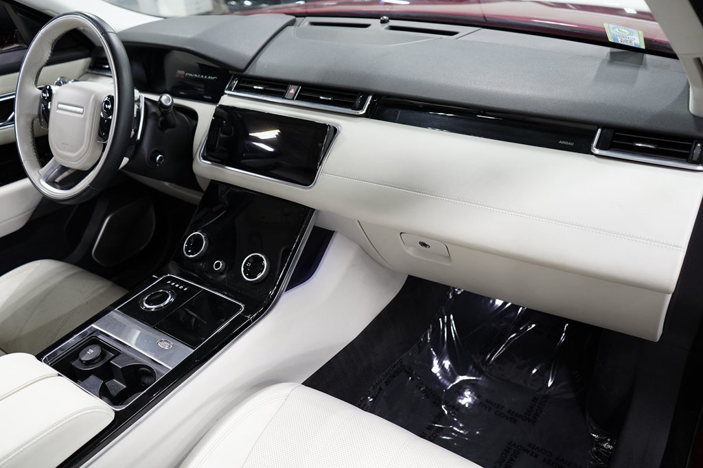 Used 2019 Land Rover Range Rover Velar R-Dynamic SE AWD/4WD image 33
