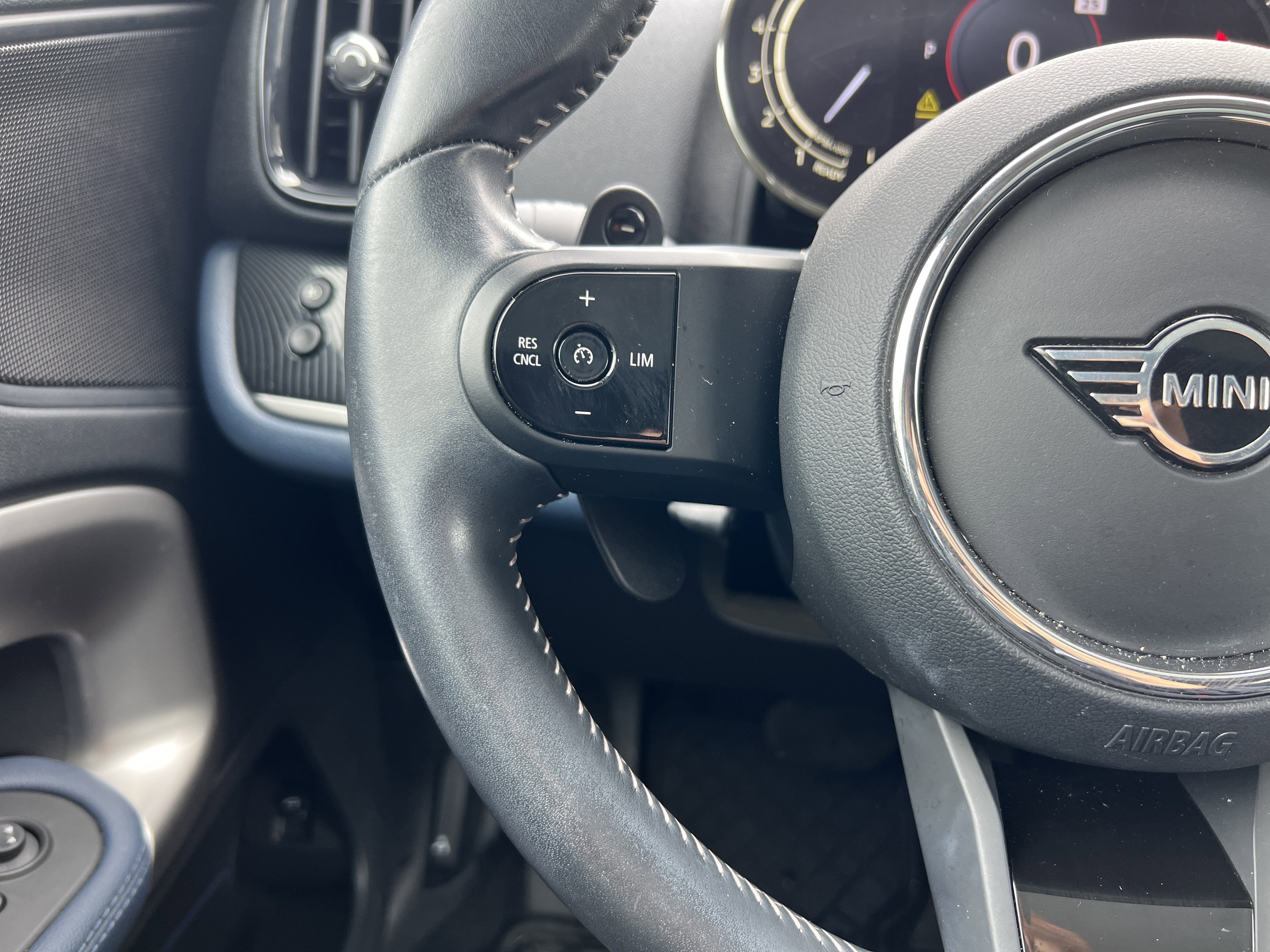 Used 2024 MINI Cooper Countryman S FWD image 19