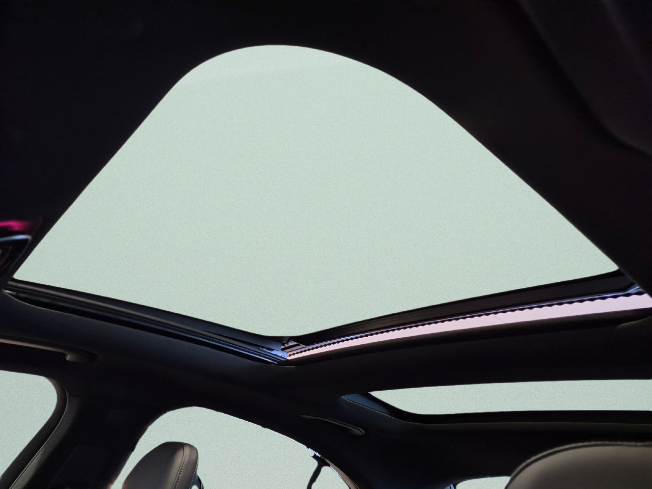 New 2027 Mercedes-Benz E 53 AMG e 4MATIC Sedan image 7