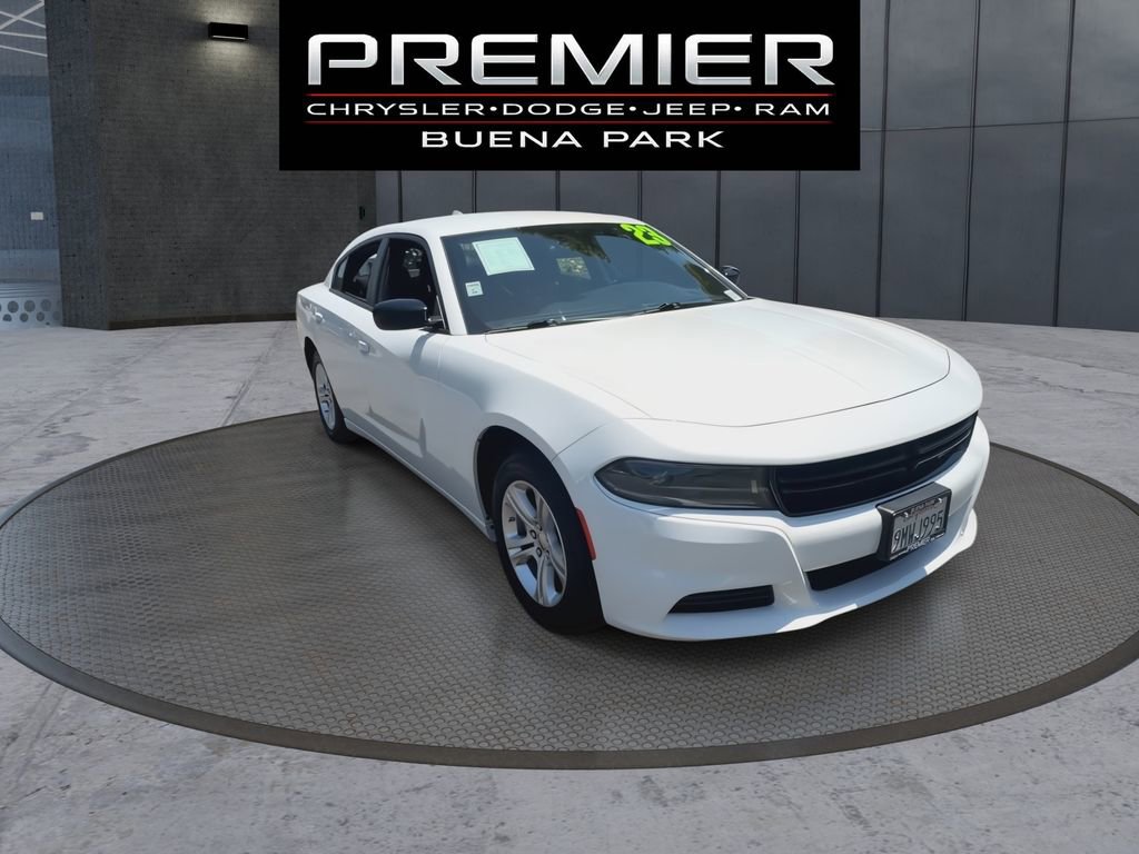 Used 2023 Dodge Charger SXT RWD image 2