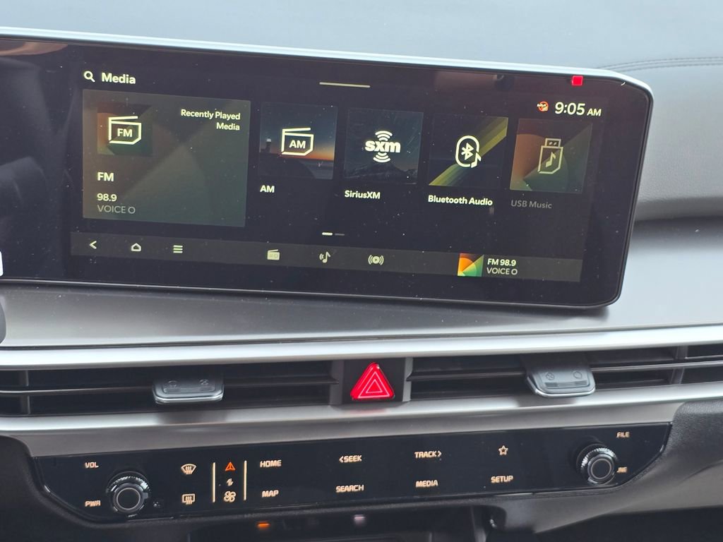 New 2026 Kia Sorento LX FWD image 17