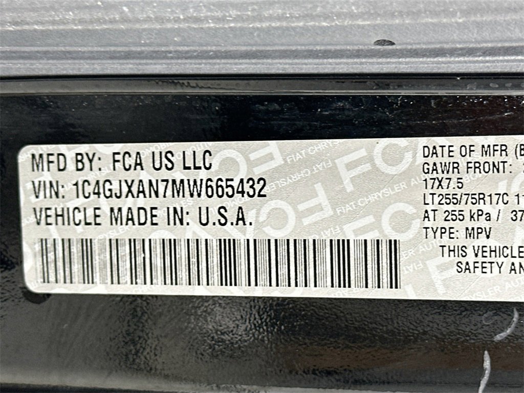 Used 2021 Jeep Wrangler Sport image 29