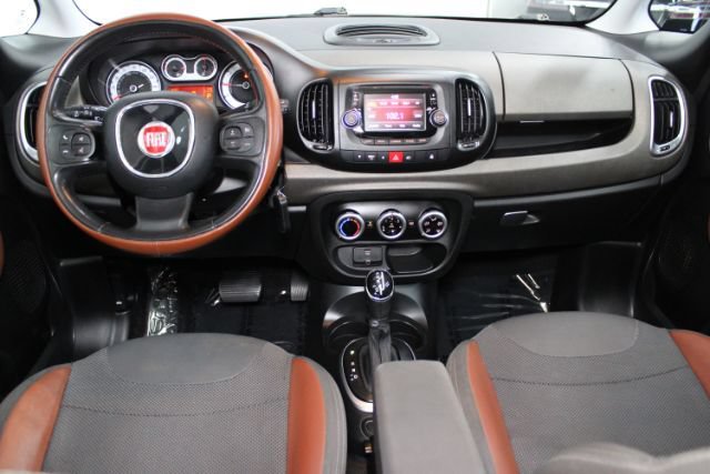 Used 2015 FIAT 500L Trekking FWD image 2