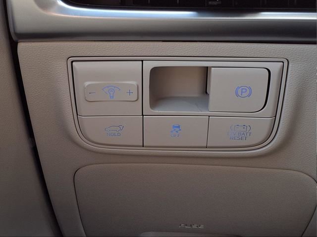 New 2026 Hyundai Tucson Limited image 18