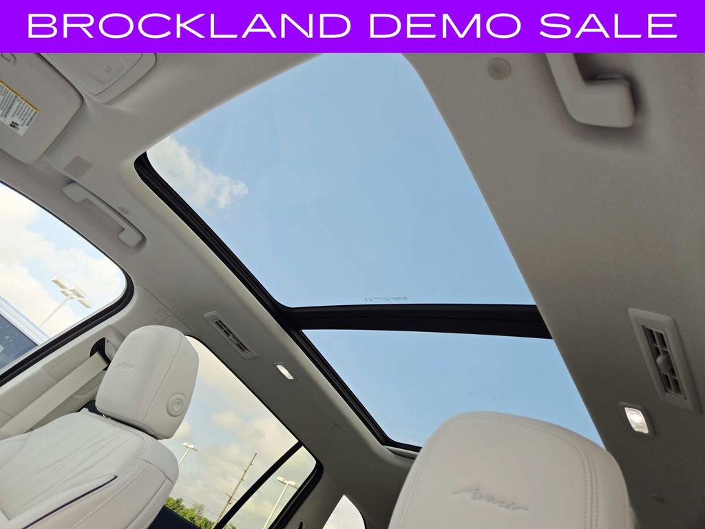 New 2026 Buick Enclave Avenir w/ Super Cruise Package image 9