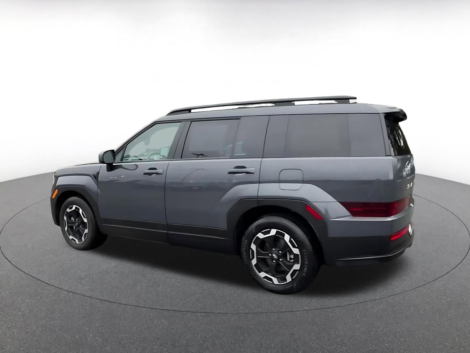 Used 2025 Hyundai Santa Fe SEL image 10