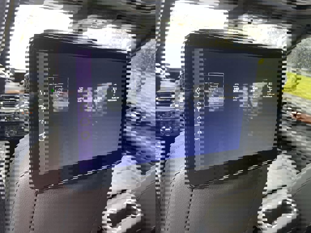 New 2026 GMC Yukon XL Denali image 36