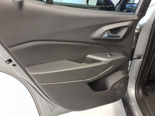 Certified 2024 Chevrolet Trax LS w/ LS Convenience Package FWD image 14