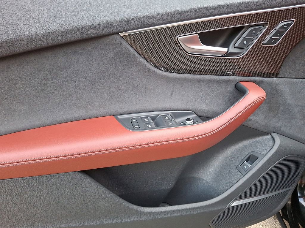 Used 2023 Audi SQ7 Prestige w/ Sport Package AWD/4WD image 9