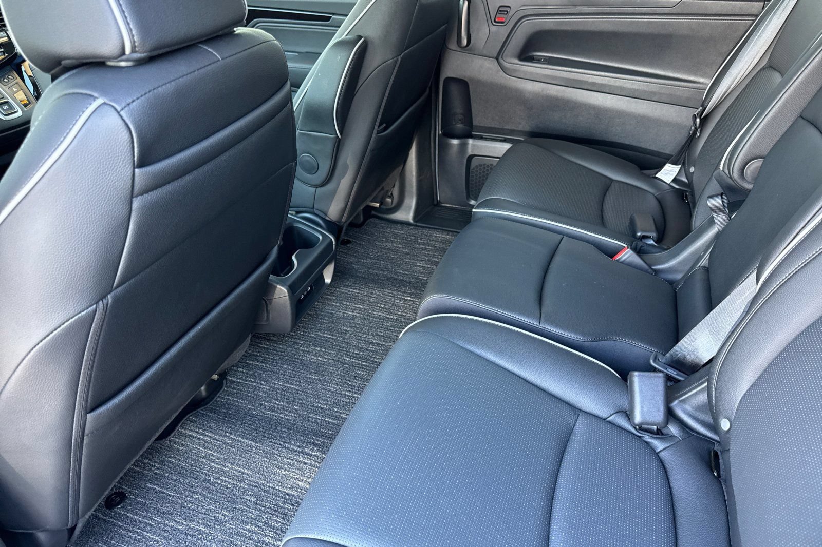 Used 2026 Honda Odyssey Elite image 14