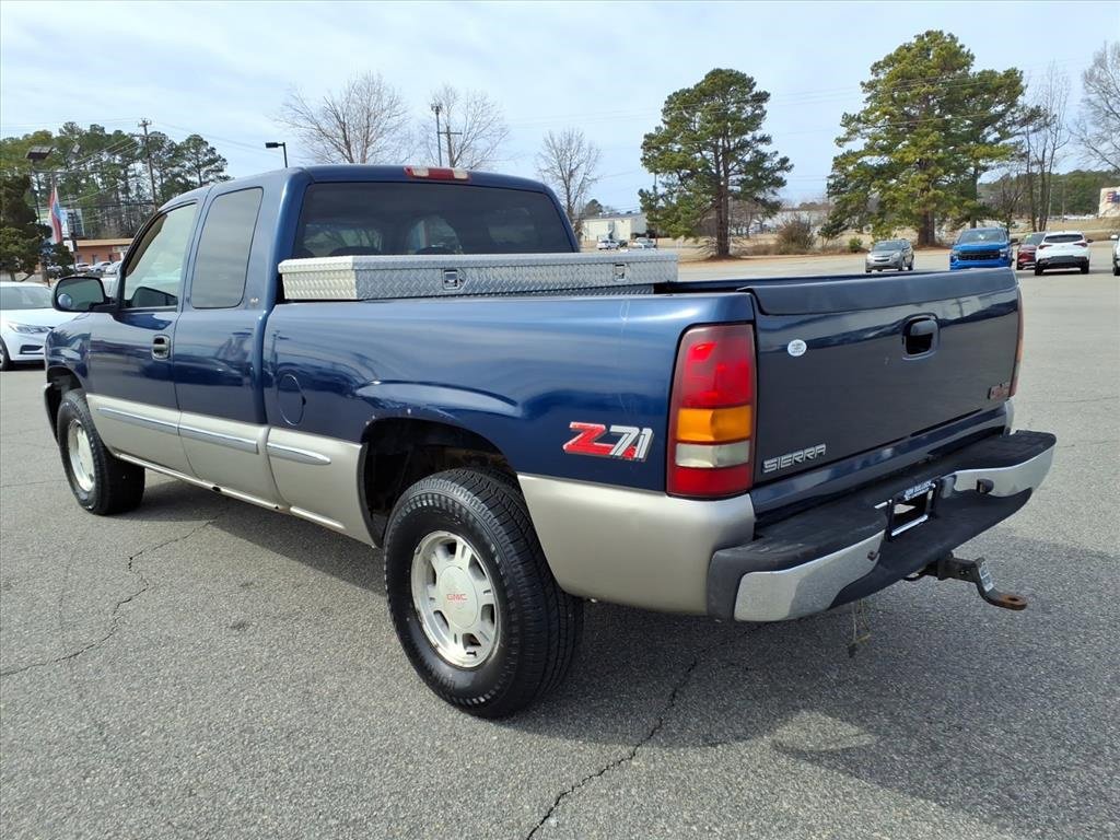Used 2000 GMC Sierra 1500 SLE image 3