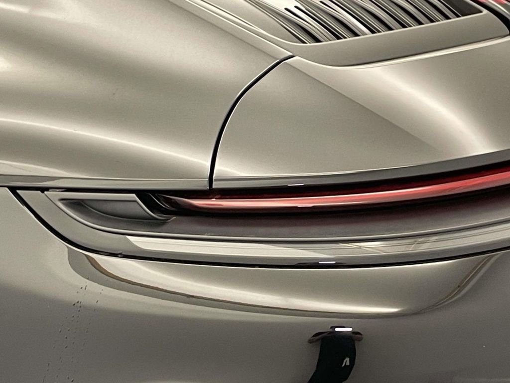 Certified 2025 Porsche 911 Carrera image 16