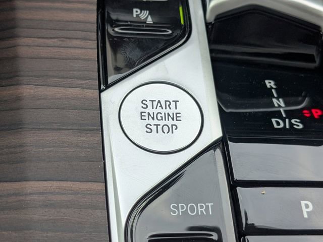 New 2026 BMW X5 sDrive40i image 33