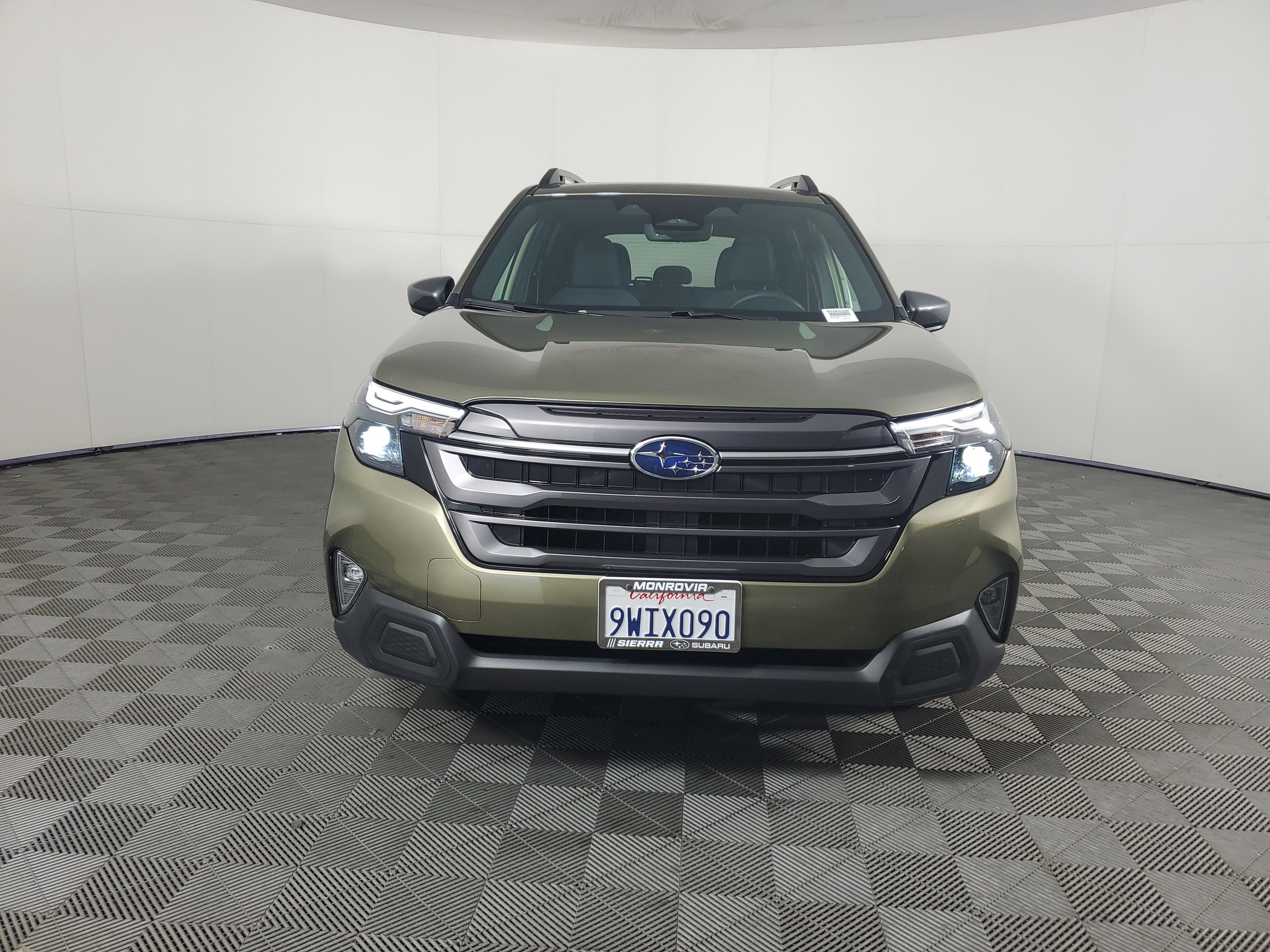 Used 2026 Subaru Forester Premium image 9