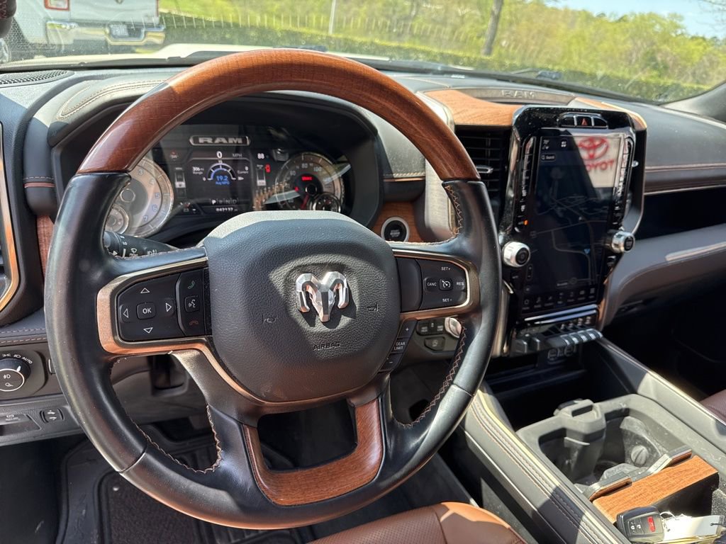 Used 2022 RAM 1500 Limited w/ Body Color Bumper Group image 8