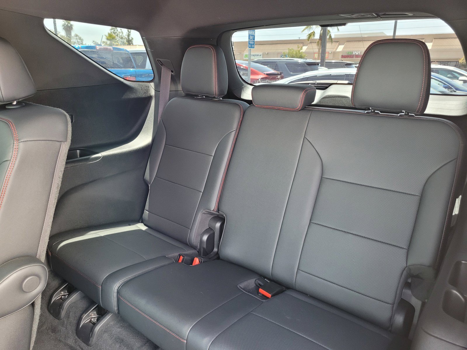 Used 2024 Chevrolet Traverse RS w/ LPO, Floor Liner Package AWD/4WD image 13