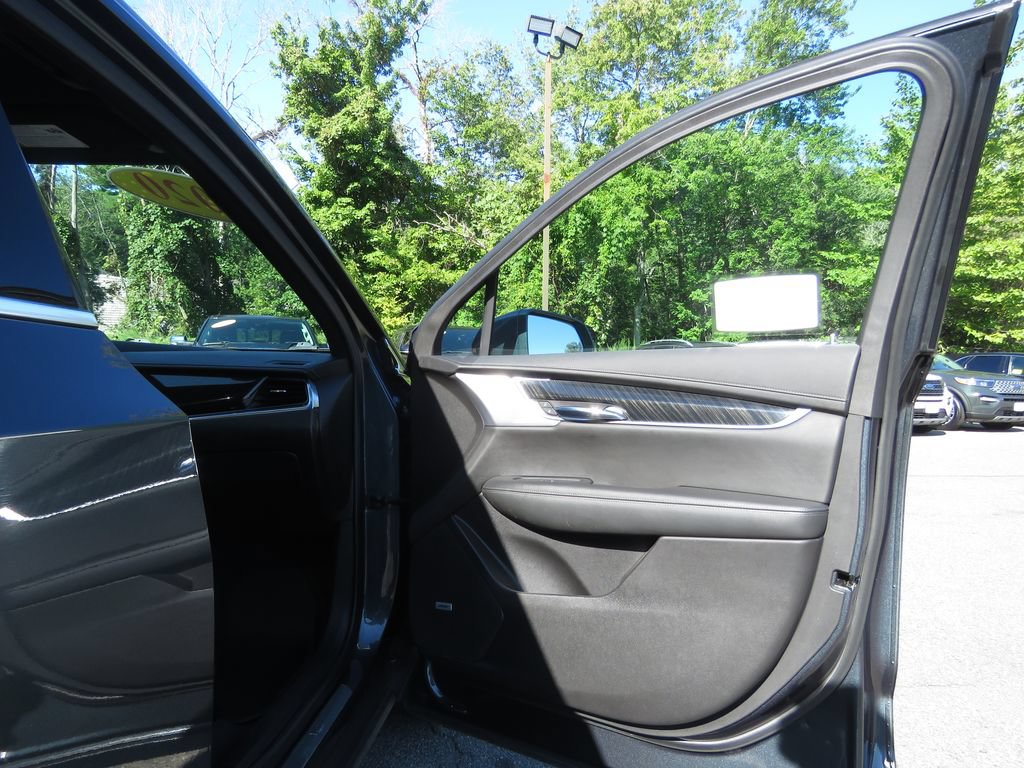 Used 2020 Cadillac XT6 Premium Luxury AWD/4WD image 12