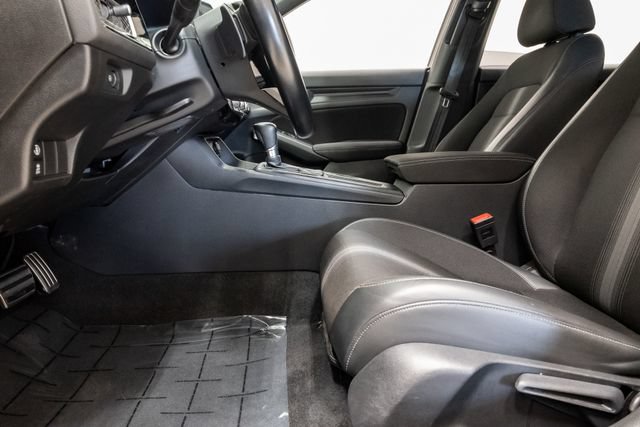 Used 2022 Honda Civic Sport image 9