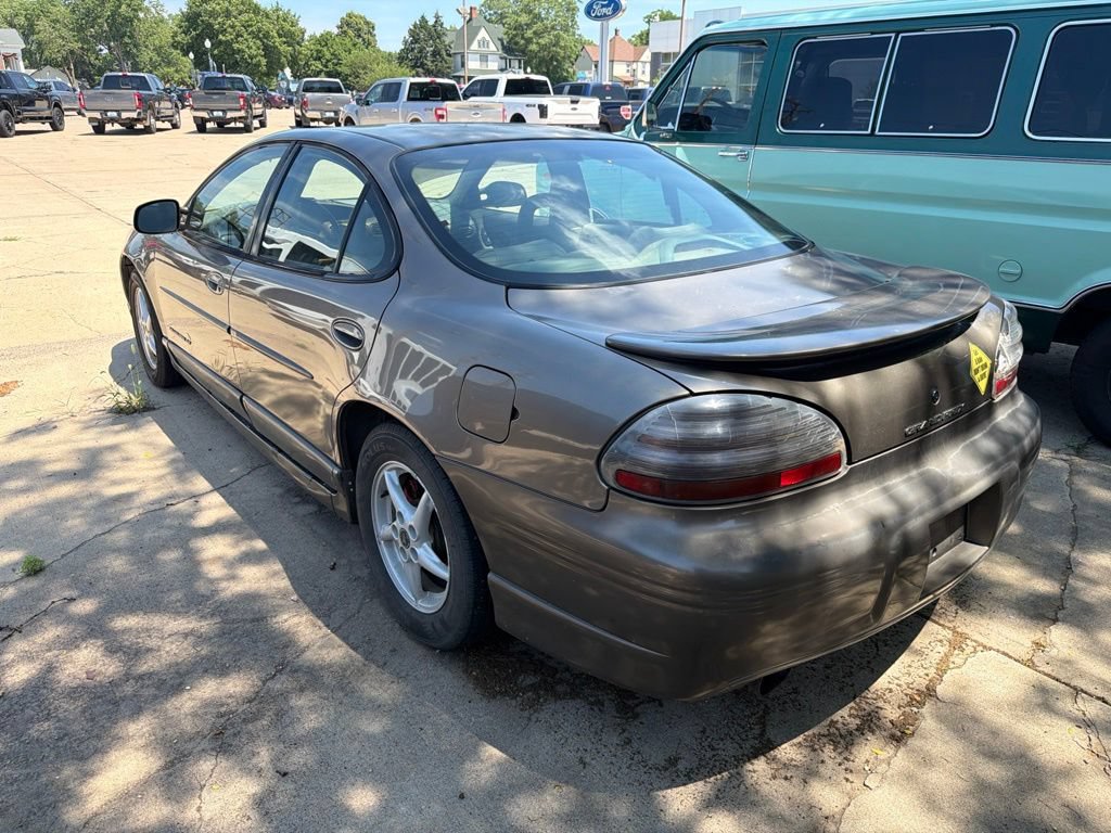 Used 2000 Pontiac Grand Prix GT w/ Opt Pkg FWD image 4