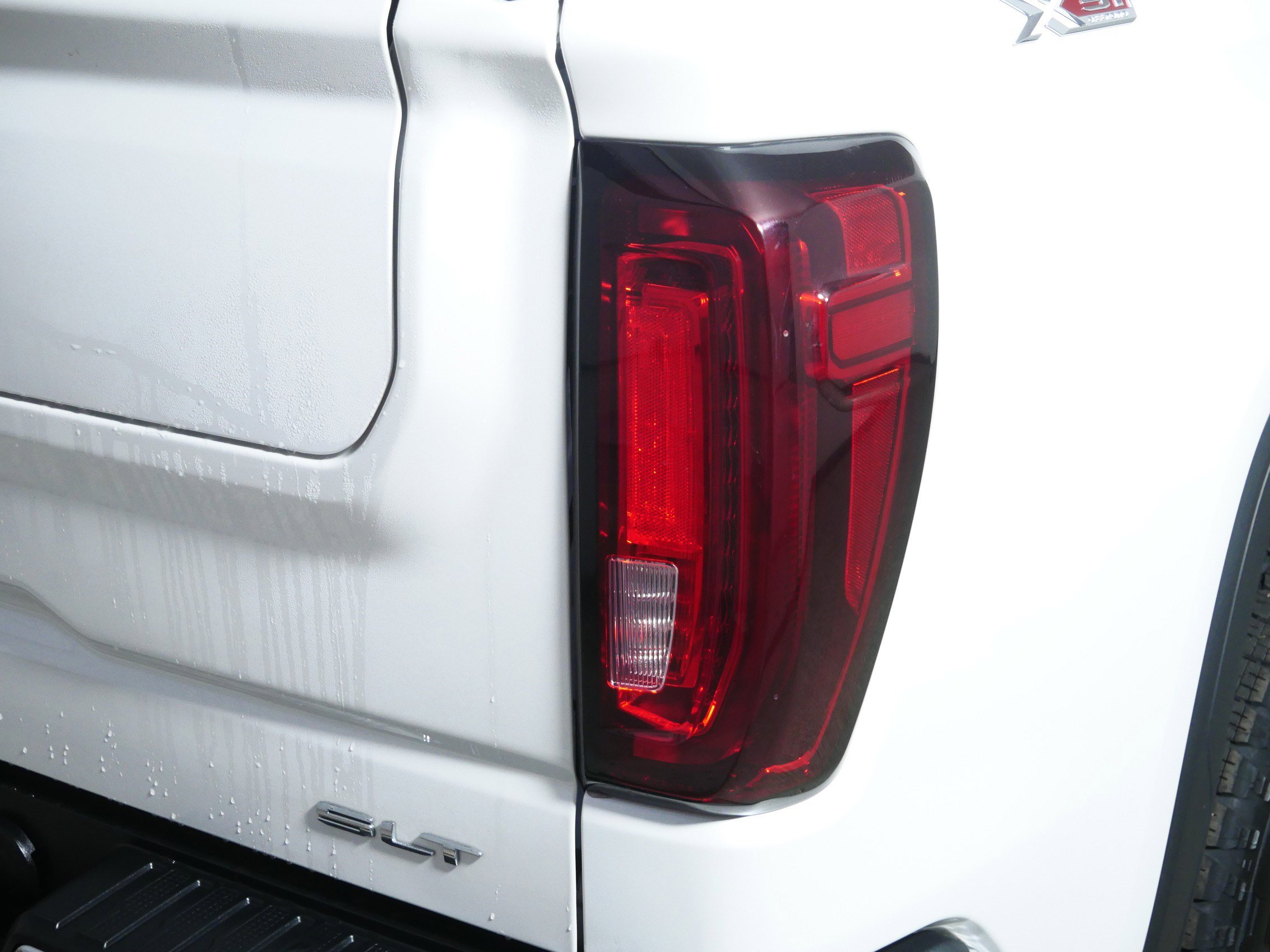 Used 2023 GMC Sierra 1500 SLT w/ SLT Premium Plus Package image 17